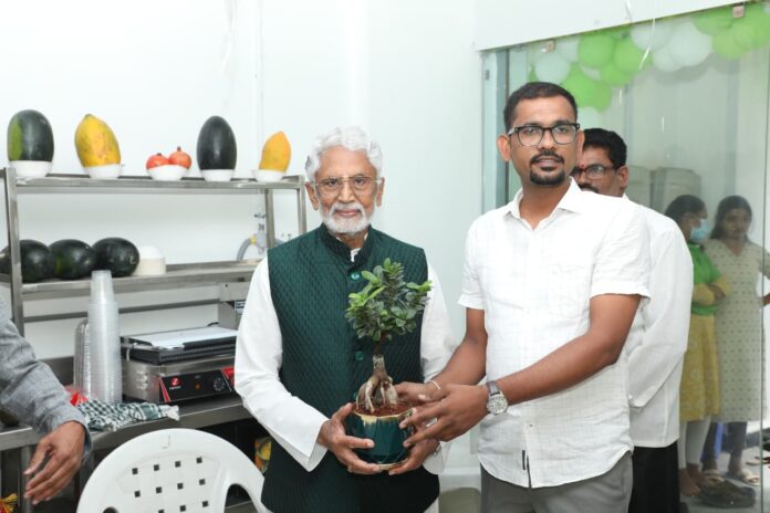 WhatsApp Image 2025-06-06 at 8.49.58 AM (1) Senior Actor and Producer Murali Mohan Inaugurates Exotic Fruit, Vegetable, and Grocery Store at Alkapuri Township, Manikonda