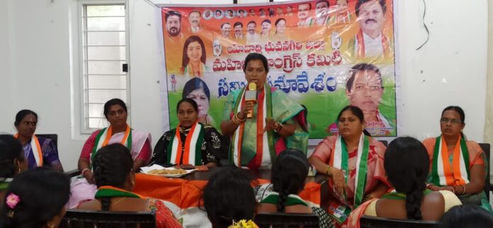 Women Congress leaders should take steps to win local body elections: Neelam Padma