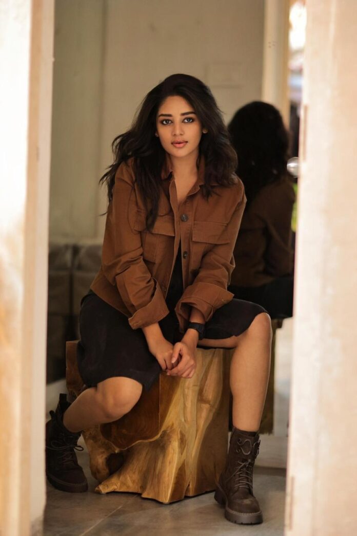 Deepshikha opposite Kannada Superstar Kiccha Sudeep