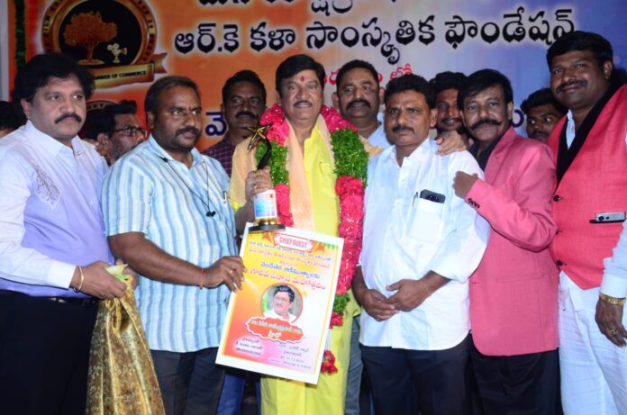 Silver Screen Animuthyala felicitation ceremony in grandeur