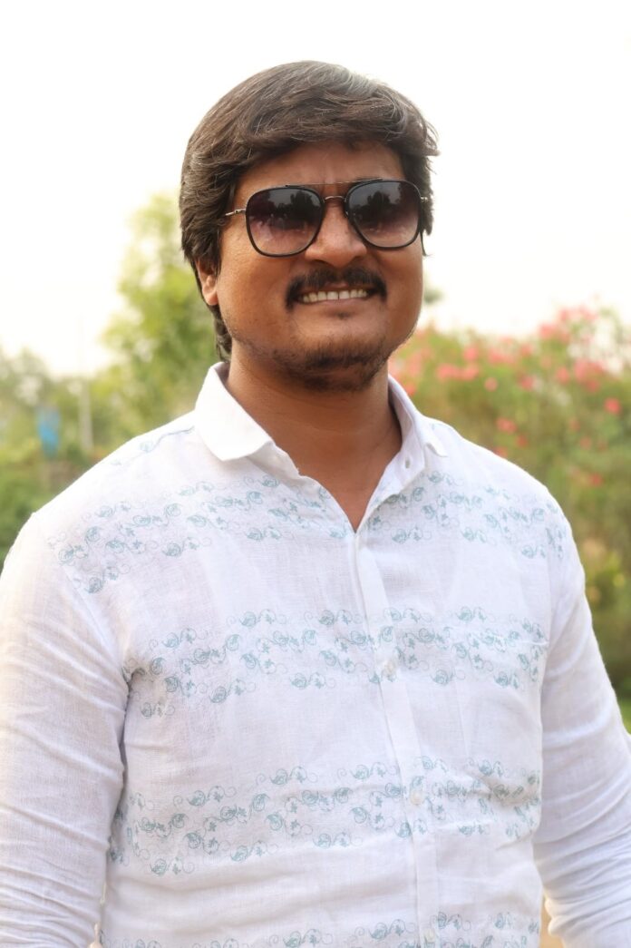 Aaah, the 'Turum Khans' that are creating dust in OTT... Once they start, they will keep laughing