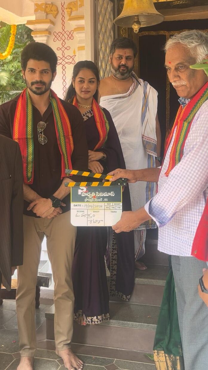 Tammareddy Bharadwaja Hands Over New Film ' Retina ' launch